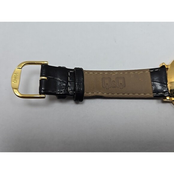 Mens Q & Q By Citizen Quartz Gold Tone Dress Watch White BlackNew Battery 30M WR - Picture 10 of 12